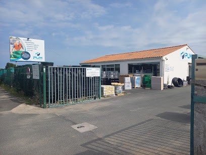 PUM, Magasin de Matériaux de Construction à Saint-Pierre-d'Oléron