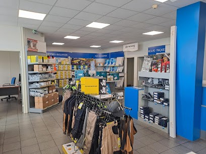 LiTT, Magasin de Matériaux de Construction à Mondeville