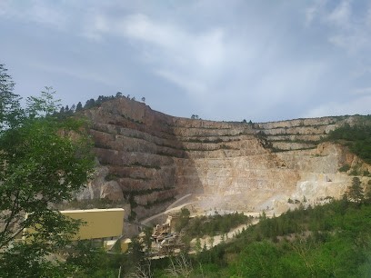 CEMEX Matériaux, Carrière de Sorèze, Magasin de Matériaux de Construction à Sorèze