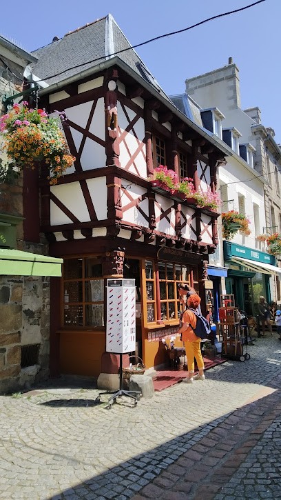 Quincaillerie Coutellerie Jézéquel, Magasin de Matériaux de Construction à Paimpol