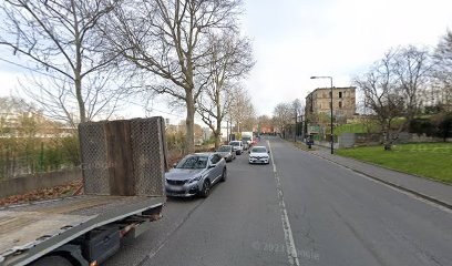CEMEX Matériaux, Port de Saint-Denis-l'Etoile, Magasin de Matériaux de Construction à Saint-Denis