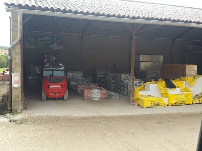 Comat, Magasin de Matériaux de Construction à Saint-Martin-du-Tartre