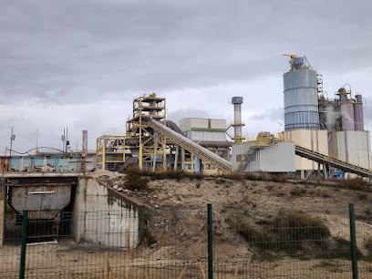 Ciments Lafarge, Magasin de Matériaux de Construction à Fos-sur-Mer