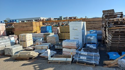 LES MACONS COOPERATEURS REUNIS, Magasin de Matériaux de Construction à La Ferrière