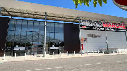 Bricomarché Saint-Martin-De-Crau Magasin De Matériaux De Construction à Saint-Martin-de-Crau