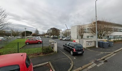 thyssenkrupp Plastics France (ex Cadillac), Magasin de Matériaux de Construction à Tours