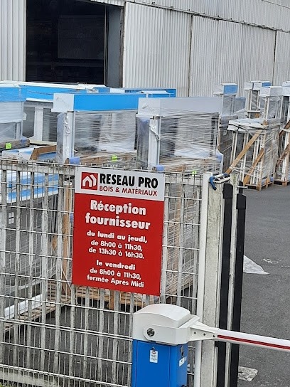 Bois & Matériaux - Siège / Plateforme Structure Bois, Magasin de Matériaux de Construction à Pacé