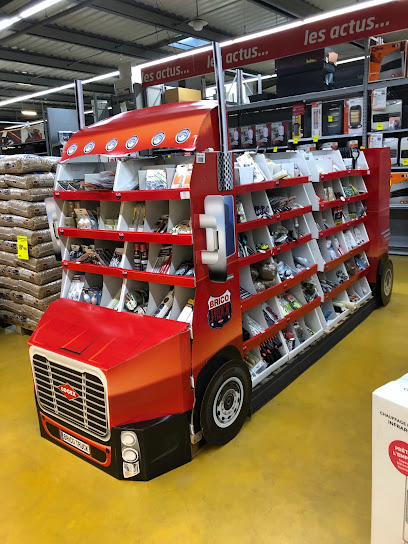 Bricomarché Yzosse, Magasin De Matériaux De Construction à Yzosse