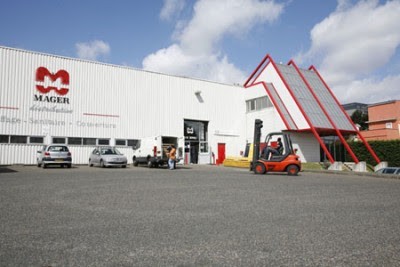 MAGER - Enseigne Raboni, Magasin de Matériaux de Construction à Paris 11