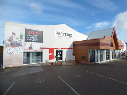PARTEDIS Bois Matériaux / Expo Parquets, Portes & Fenêtres - Olonne sur Mer, Magasin de Matériaux de Construction à L'Île-d'Olonne