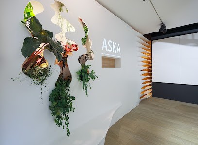 ASKA Interior Showroom | HIMACS - PaperStone, Magasin de Matériaux de Construction à Paris 11