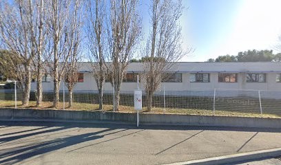 Agence Commerciale Ciments Calcia, Magasin de Matériaux de Construction à Lambesc